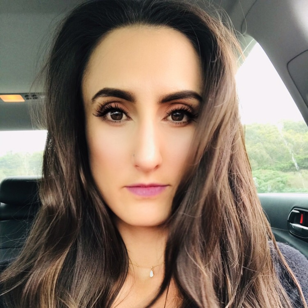 Meet your Posher, Danielle
